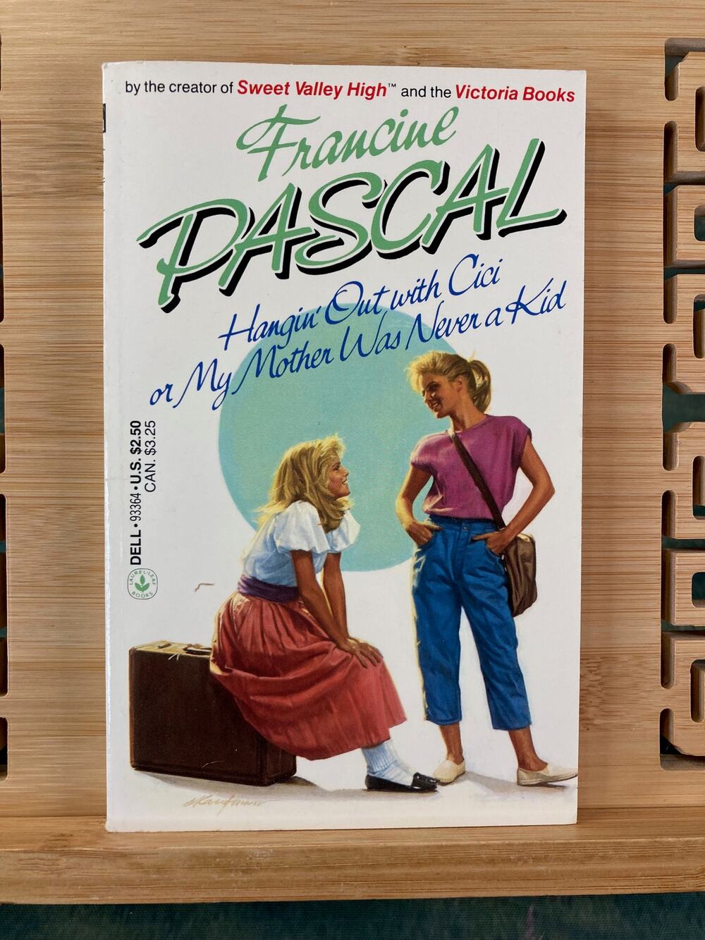Francine Pascal | Hangin' Out With Cici | PB | NF | Young Adult | 1985 [1977]